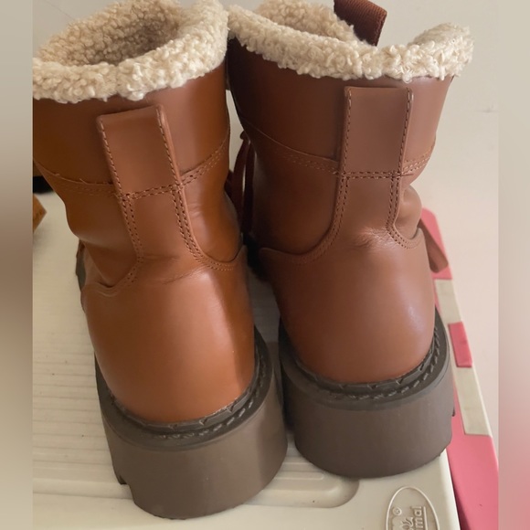 Zara pure leather limited edition boots for winter - Picture 4 of 5